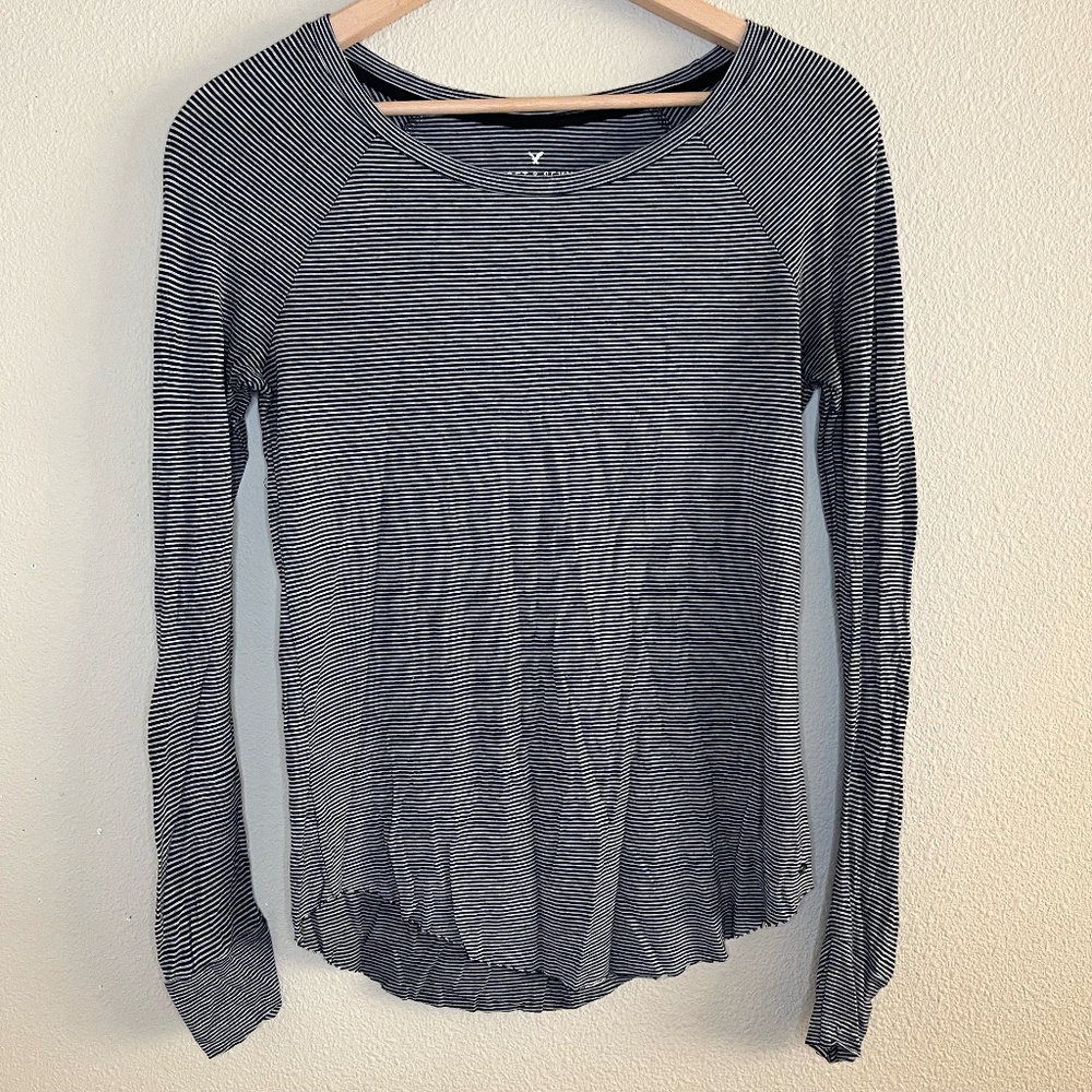 American Eagle Soft & Sexy Jegging T, Black & White Stripe Long Sleeve Shirt, XS